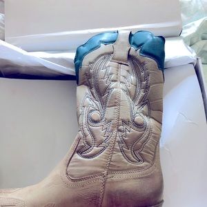 S10 Brand New Cowboy Boots